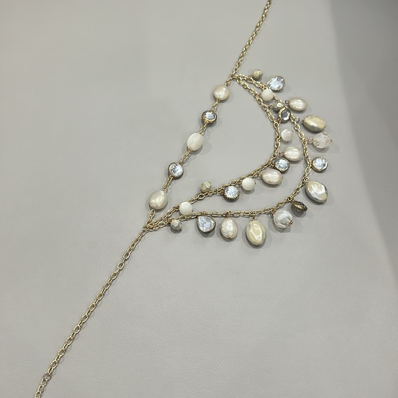 Embellished layer necklace - Picture 5 of 6